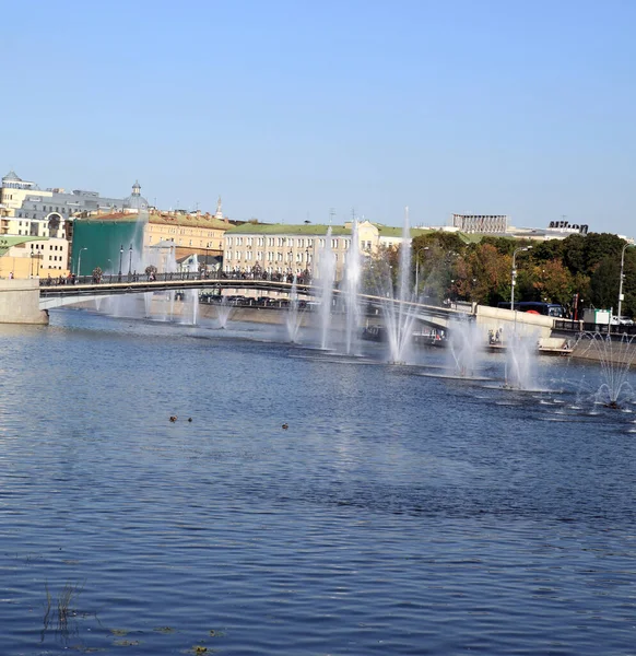 Many Fountain River — Stock Photo, Image