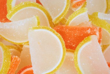 çok renkli meyve jölesi