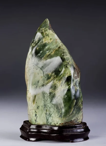 Китайский нефритовый камень . — стоковое фото