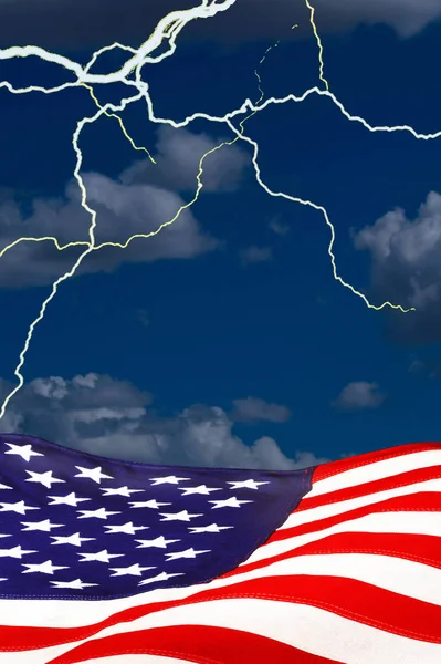 Fırtına Amerikan bayrağı. — Stok fotoğraf