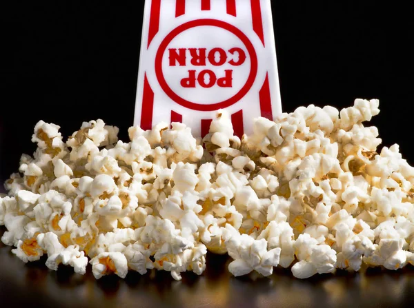 Zeit für frische Popcorn. — Stockfoto