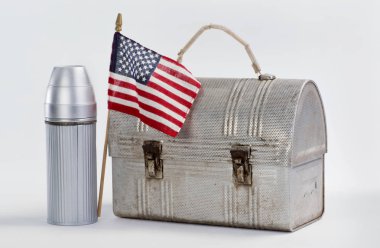 Amerika daha büyük yapmak.