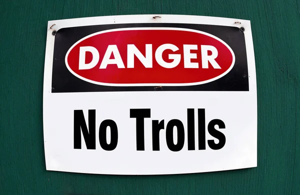 Tehlike yok troller. — Stok fotoğraf