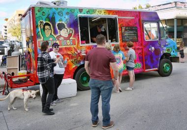 Fort Worth Texas gıda kamyon iş başında.