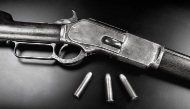 Antika kolu eylem tüfek.