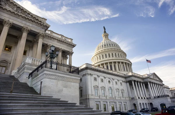 American Captial Building. – stockfoto