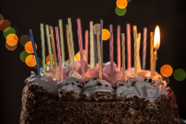 Mumlu doğum günü pastası