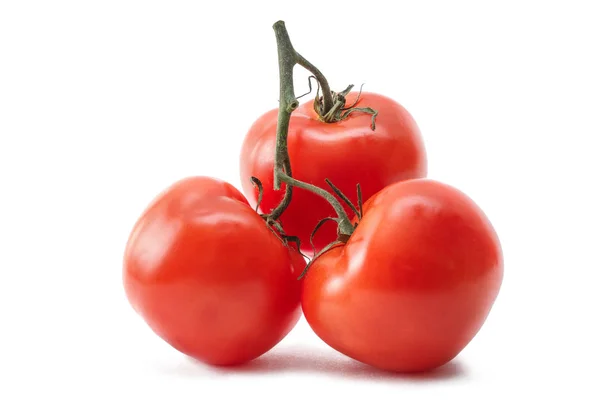 Rote reife Tomaten isoliert auf weißem Hintergrund — Stockfoto