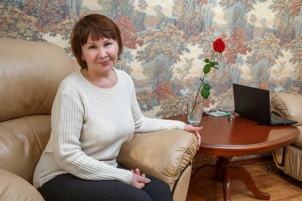 Portrait of a Woman — Stock Photo, Image