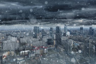 Kış ve karlı Varşova şehir