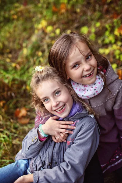 Friendship Two Young Girls Autumn Day — Stock Photo, Image