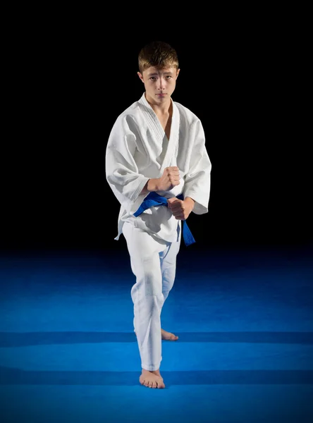 Niño luchador de artes marciales — Foto de Stock