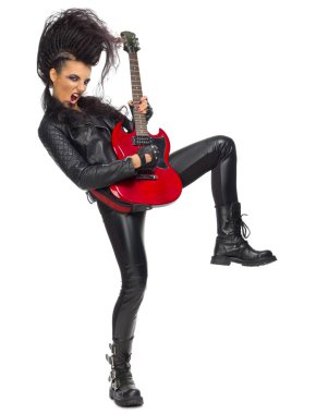 Genç kadın hard rock sanatçısı