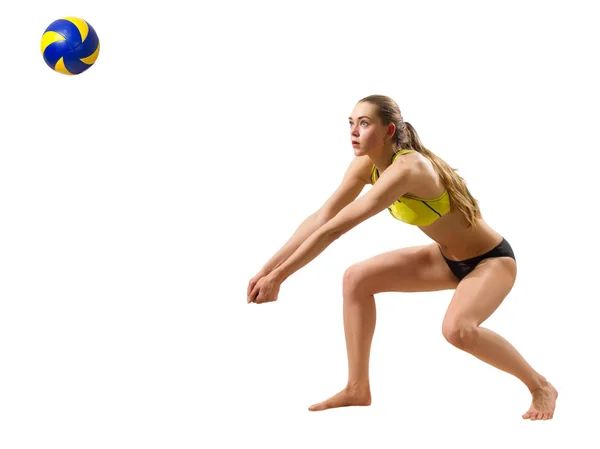 Jonge vrouw beach volleyballer — Stockfoto