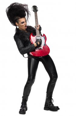 Genç kadın rock sanatçısı