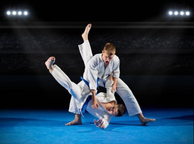 Çocuklar dövüş sanatları savaşçı