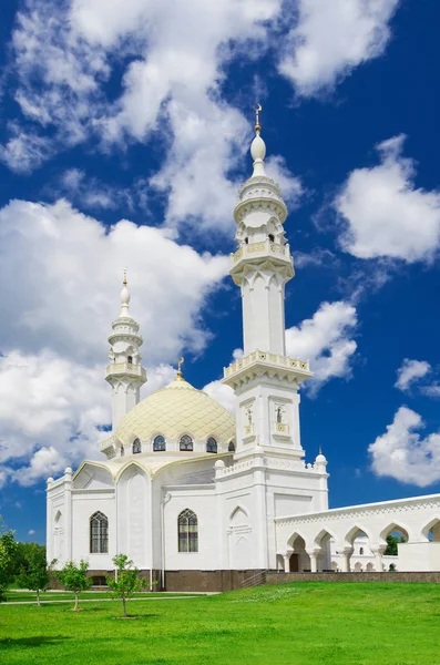 Grande mesquita branca — Fotografia de Stock