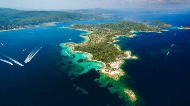 Açık gökyüzü altında Denizi Adaları