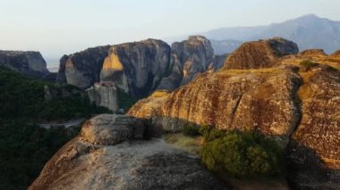 Sabah erken Meteora Dağları