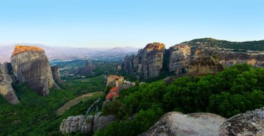 Sabah erken Meteora Dağları
