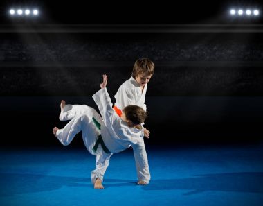 Çocuklar dövüş sanatları savaşçı