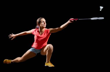 Kadın badminton oyuncu (tam izole ver)