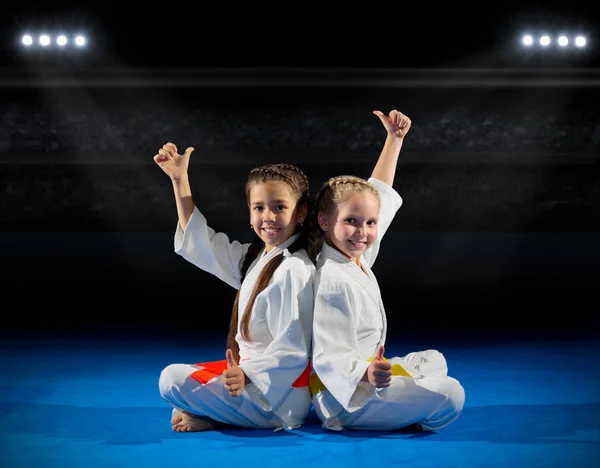 Grils martial arts fighters — Stock Photo, Image