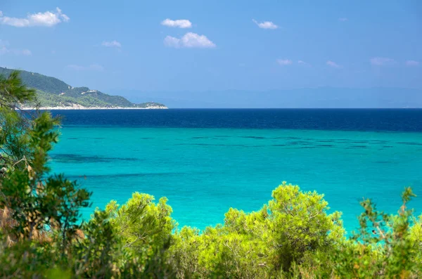 Açık havada (ver olmadan gemi deniz kıyısında) — Stok fotoğraf