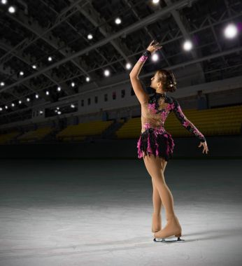 Kadın Spor Salonu'nda buz patenci