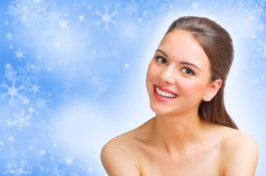 Kış arka plan üzerinde sağlıklı kadın