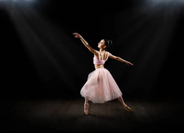 Bailarina (em versão interior ) — Fotografia de Stock