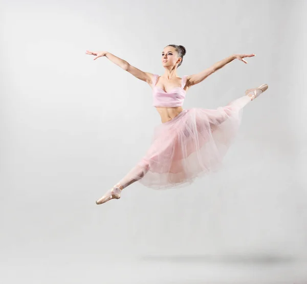 Ballerina (op grijs versie) — Stockfoto