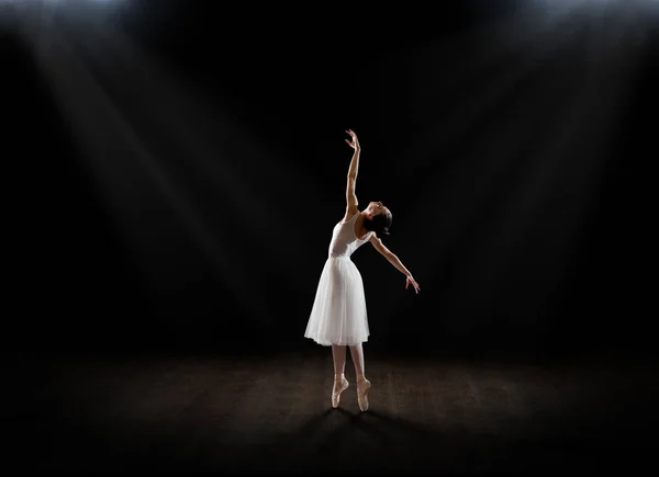 Ballerina (Concert hall version) — Stock Photo, Image