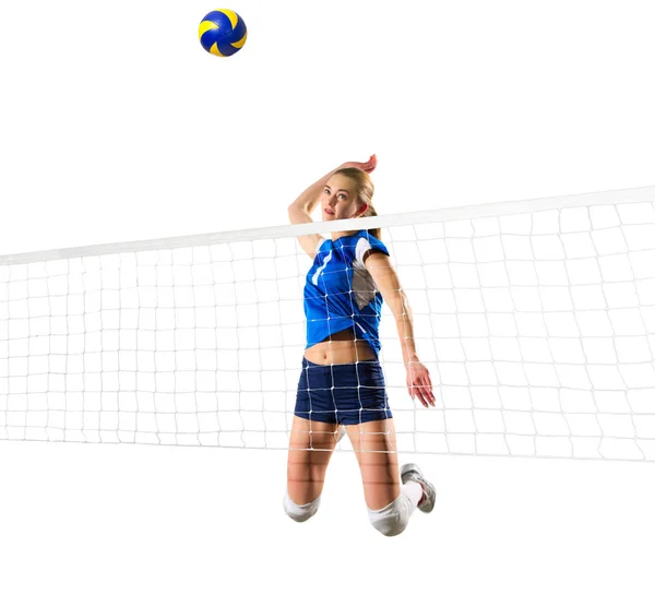 Женщина волейболистка изолирована (версия с сеткой и мячом ) — стоковое фото