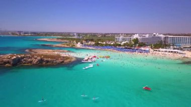 Nissi plajı Aya Napa Kıbrıs havalimanı 4k