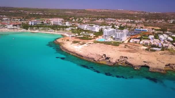 Stranden Nissi Aya Napa Cypern Antenn — Stockvideo
