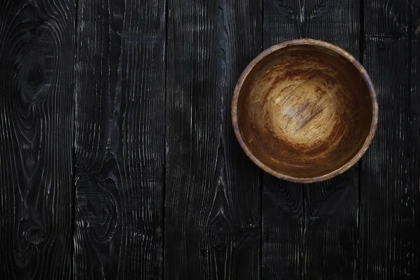 Empty wooden bowl — Stock Photo, Image