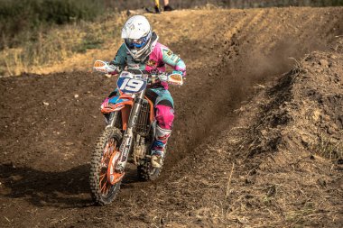 Gdansk, Polonya - 10 Eylül: biniciler üzerinde Lehçe Motocross Şampiyonası Polonya, Gdansk 10 Septemeber 2016