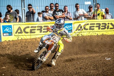 Gdansk, Polonya - 10 Eylül: biniciler üzerinde Lehçe Motocross Şampiyonası Polonya, Gdansk 10 Septemeber 2016