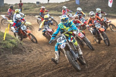 Gdansk, Polonya - 10 Eylül: biniciler üzerinde Lehçe Motocross Şampiyonası Polonya, Gdansk 10 Septemeber 2016