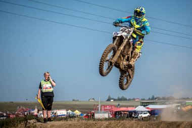 Gdansk, Polonya - 10 Eylül: sürücü üzerinde Lehçe Motocross Şampiyonası Polonya, Gdansk 10 Eylül 2016
