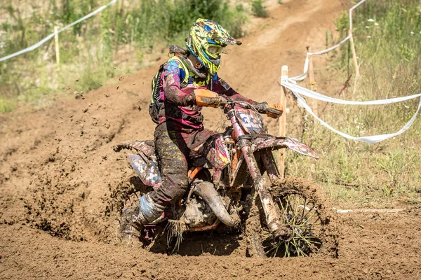 Malechowo, Polonya - 17 Temmuz: tanımsız sürücü üzerinde Lehçe Enduro Şampiyonası Polonya, Malechowo 17 Temmuz 2016 — Stok fotoğraf