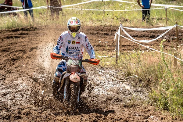 MALECHOWO, POLAND - JULY 17 : undefined rider on Polish Enduro Championship Poland, Malechowo 17 July 2016 — Stock Photo, Image