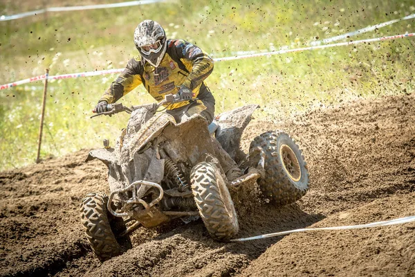 Malechowo, Polska - 17 lipca: niezdefiniowane quad rider na polski Enduro Championship Polska, Malechowo 17 lipca 2016 — Zdjęcie stockowe