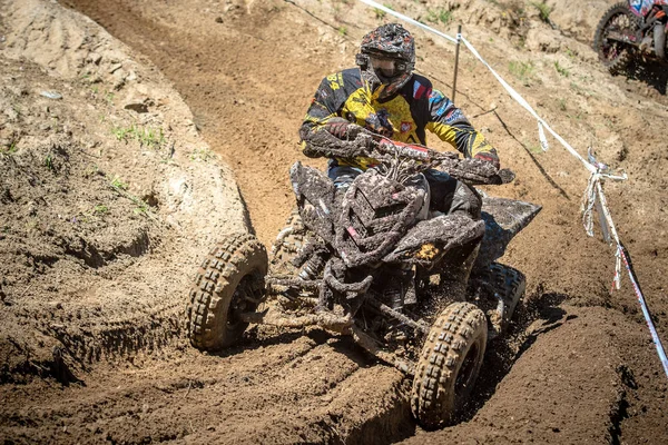 Malechowo, Polska - 17 lipca: niezdefiniowane quad rider na polski Enduro Championship Polska, Malechowo 17 lipca 2016 — Zdjęcie stockowe