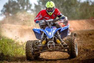 Chojna, Polonya - 25 Eylül: Polonyalı Batı Bölgesi Motocross Şampiyonası Polonya, Chojna 25 Eylül 2016 tanımsız rider