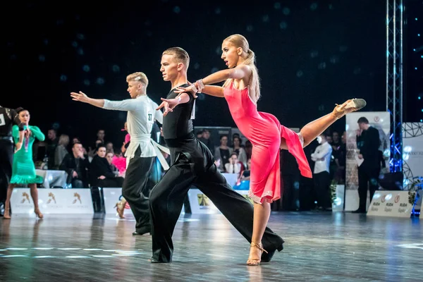 Ruda Slaska, Polonya - 12 Mart 2017 - Lehçe Ruda Slaska Latin dansında şampiyonluk