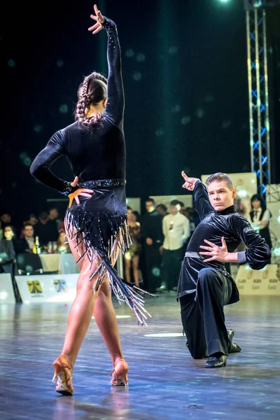 Ruda Slaska, Polsko - 12 března 2017 - polské mistrovství latinské tance v Ruda Slaska — Stock fotografie