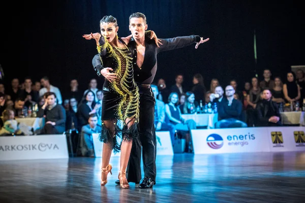 Ruda Slaska, Polonia - 11 de marzo de 2017 - Campeonato Polaco de Danza Latina en Ruda Slaska —  Fotos de Stock