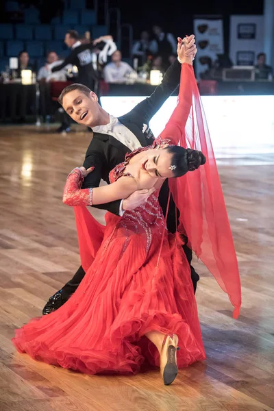 Krakow, Polonya - 11 Aralık 2016 - Wieczysty dans yarışması. Bölgesel dans turnuva Krakow